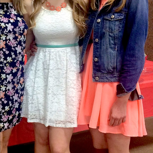 Sleeveless dress ☀️ - Picture 5 of 5